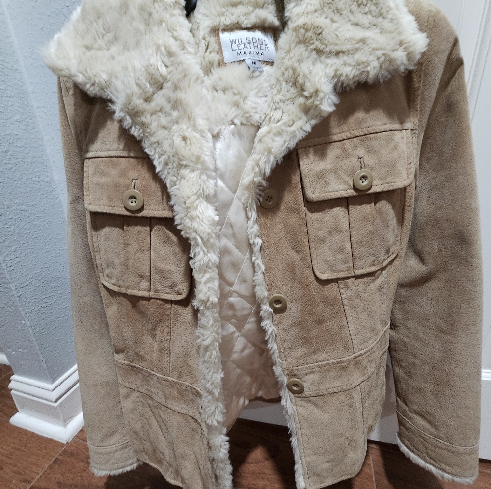 Leather jacket - Picture 2 of 3